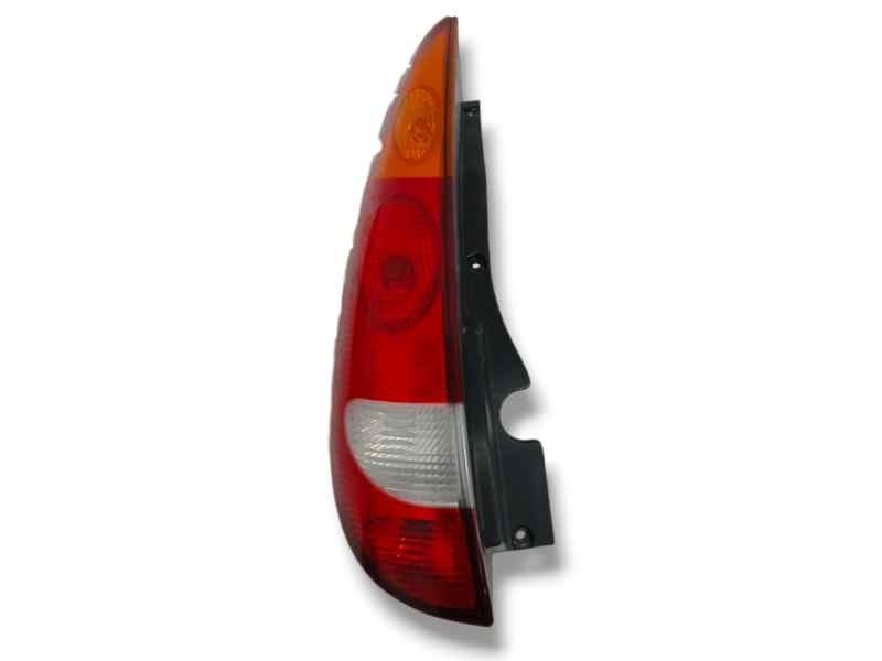 Recambio de piloto trasero izquierdo para nissan almera tino (v10m) referencia OEM IAM   