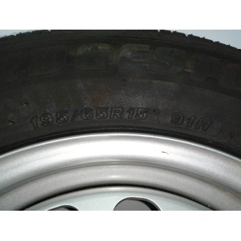 Recambio de neumatico repuesto para volkswagen caddy ka/kb (2k) 1.9 tdi referencia OEM IAM 2K0601027B 6JX15H2 ET47 