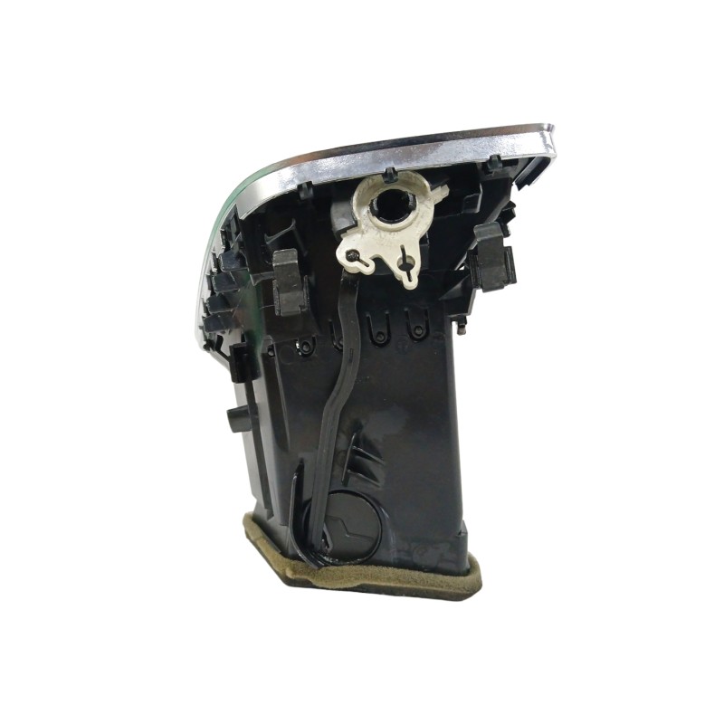 REJILLA AIREADORA LADO DERECHO