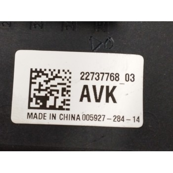 Recambio de caja reles / fusibles para opel insignia berlina 2.0 16v cdti referencia OEM IAM 2273776803  