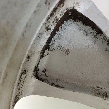 Recambio de llanta para subaru legacy v (bm) 2.0 d awd (bmd) referencia OEM IAM 28111AJ020 17X7J OFFSET 48