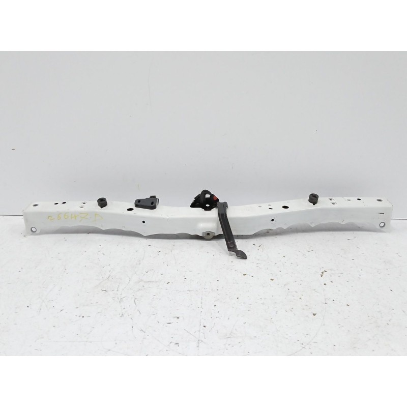 Recambio de travesaño superior para toyota auris (_e18_) 1.2 (nre185_) referencia OEM IAM   