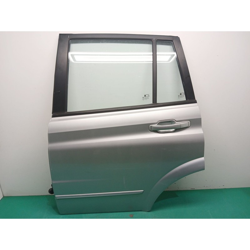 Recambio de puerta trasera izquierda para ssangyong kyron 2.0 xdi referencia OEM IAM 6301109A10 6300308103 1428424
