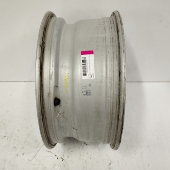 Recambio de llanta para bmw serie 3 touring (e91) 2.0 16v diesel referencia OEM IAM 6796202 7JX16H2 IS40 5H 5X120