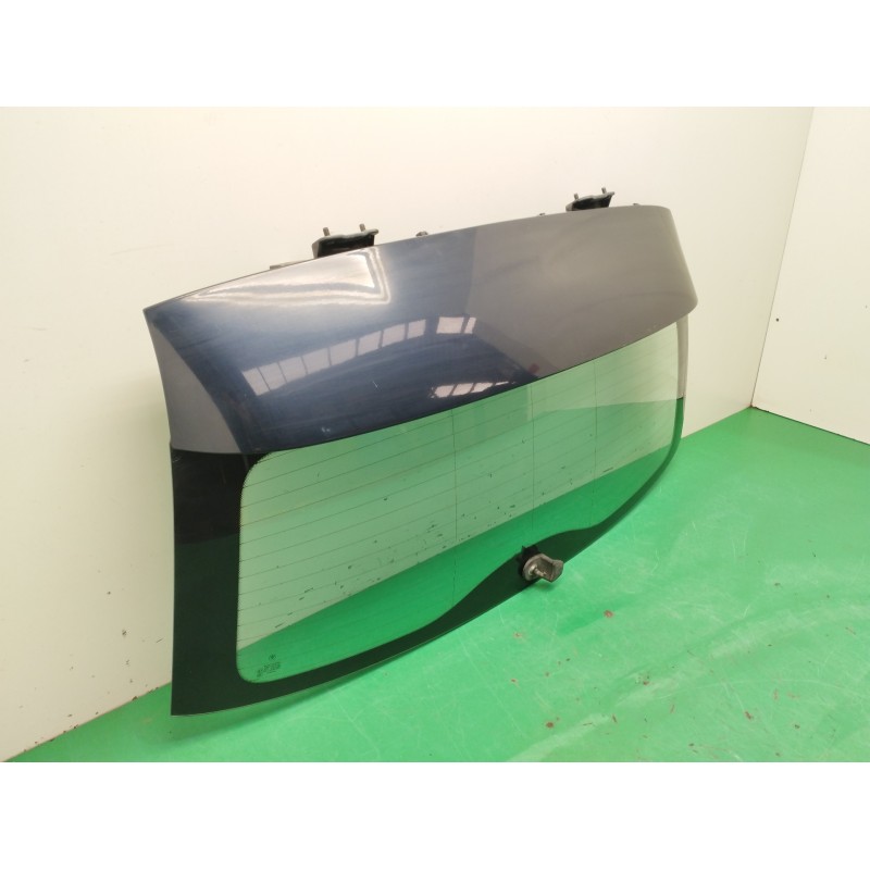 PORTON TRASERO OBSERVAR FOTOS