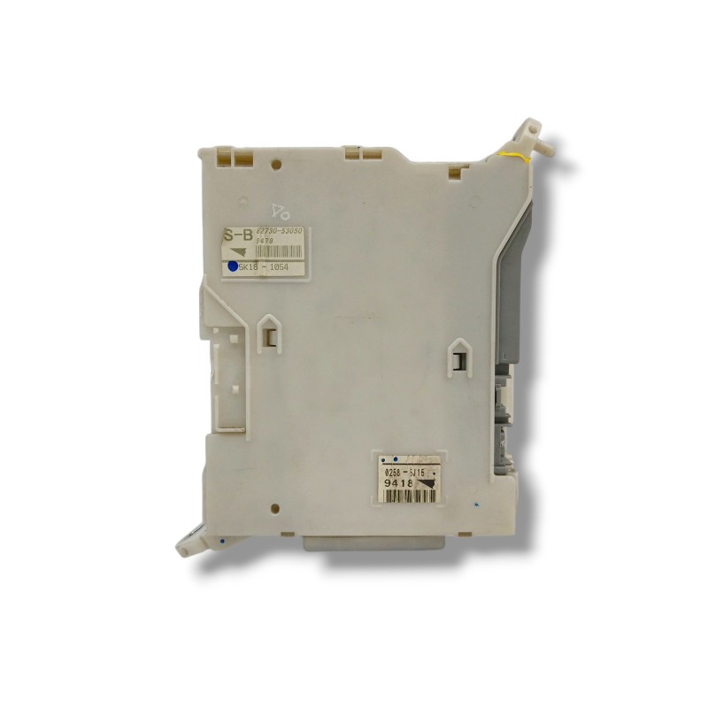 CAJA RELES / FUSIBLES