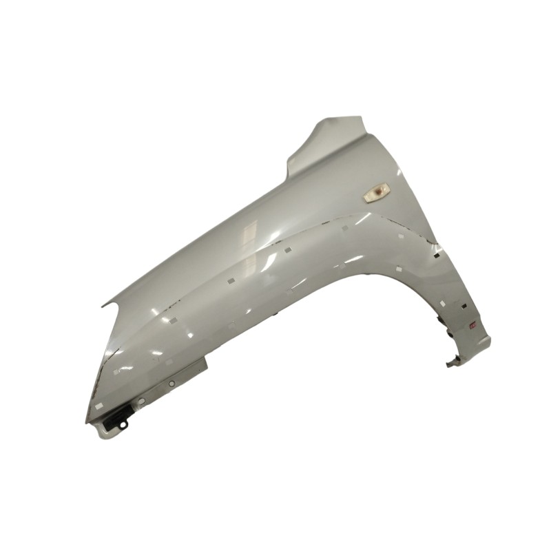 Recambio de aleta delantera izquierda para kia sportage 2.7 cat referencia OEM IAM   