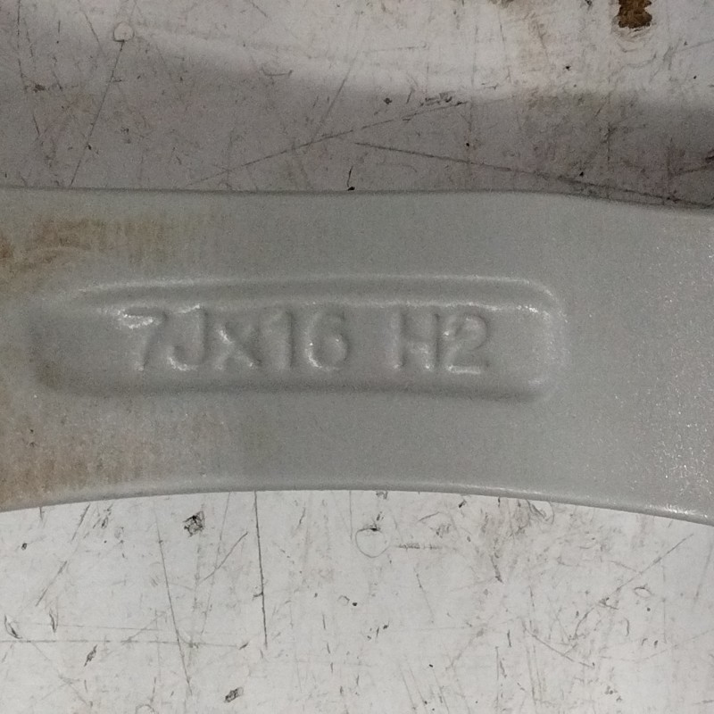 LLANTA 7JX16H2 IS40 5H 5X120