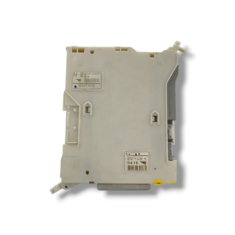 CAJA RELES / FUSIBLES