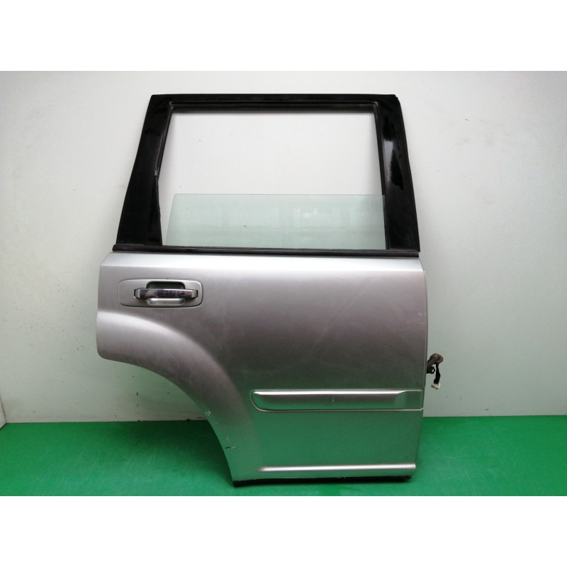 Recambio de puerta trasera derecha para nissan x-trail (t30) comfort referencia OEM IAM  OBSERVAR FOTOS 