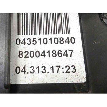 Recambio de freno de mano electrico para renault scenic ii 1.5 dci diesel referencia OEM IAM 8200418647  