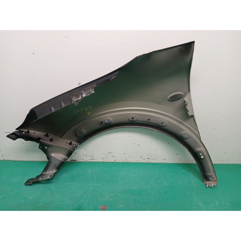 ALETA DELANTERA DERECHA