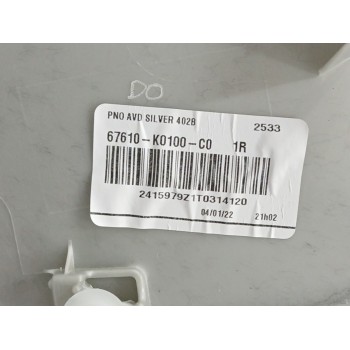 Recambio de guarnecido puerta delantera derecha para mazda 2 hybrid 1.5 12v referencia OEM IAM 67610K0100  