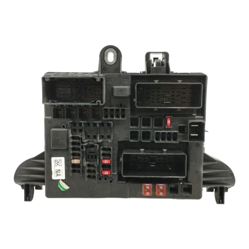 Recambio de caja reles / fusibles para opel insignia berlina 2.0 16v cdti referencia OEM IAM 1327731705  