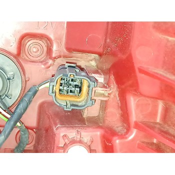 Recambio de piloto trasero izquierdo para kia sportage iv (ql, qle) 1.6 crdi referencia OEM IAM 92401F1600  