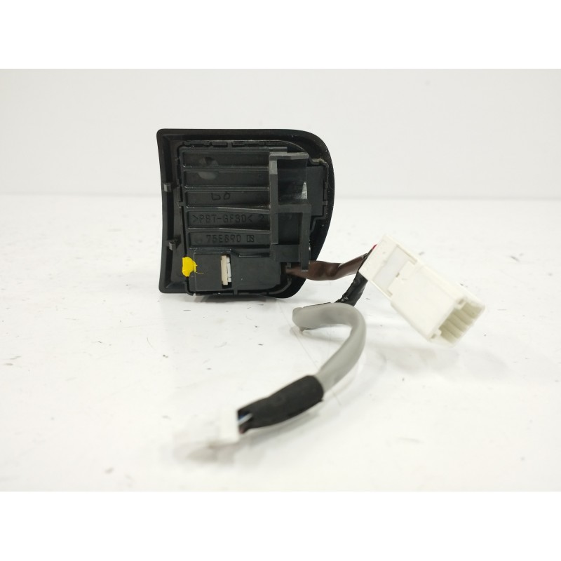 MANDO VOLANTE LADO IZQUIERDO