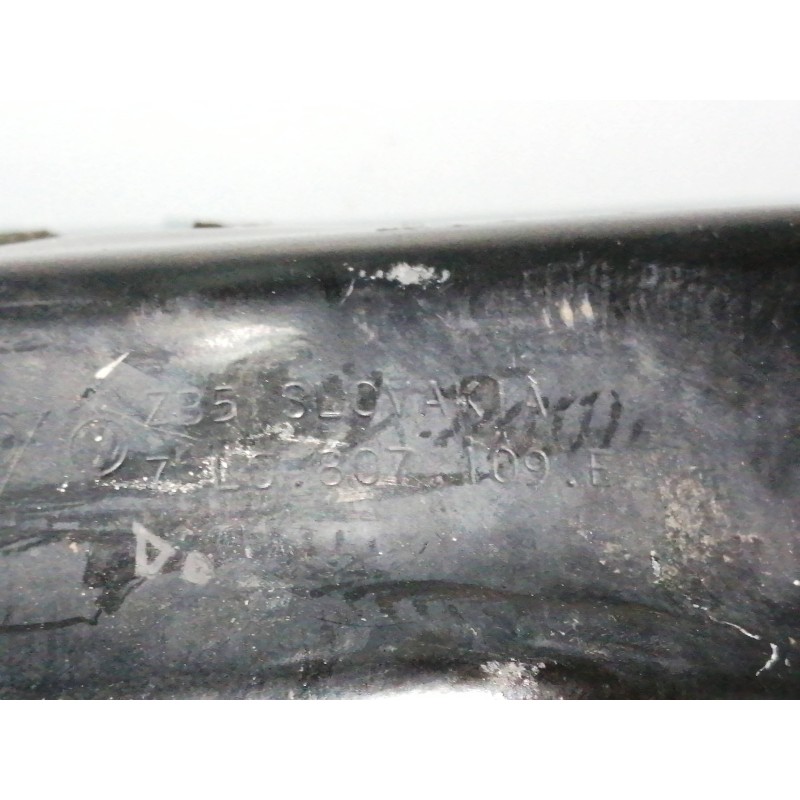 REFUERZO PARAGOLPES DELANTERO