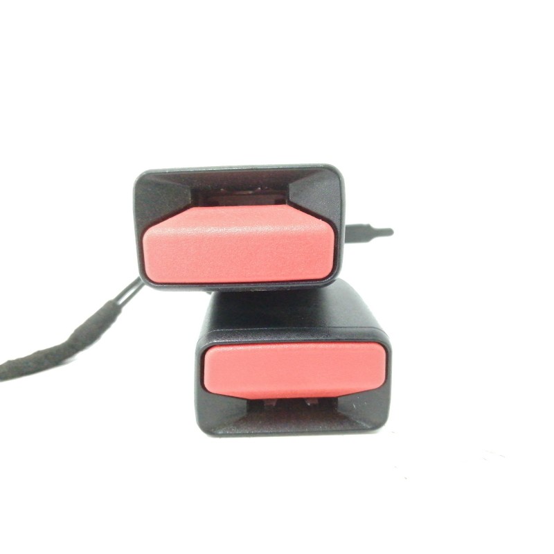 Recambio de enganche cinturon izquierdo para renault clio iv 1.5 dci diesel fap referencia OEM IAM 878176563R TRASERO 