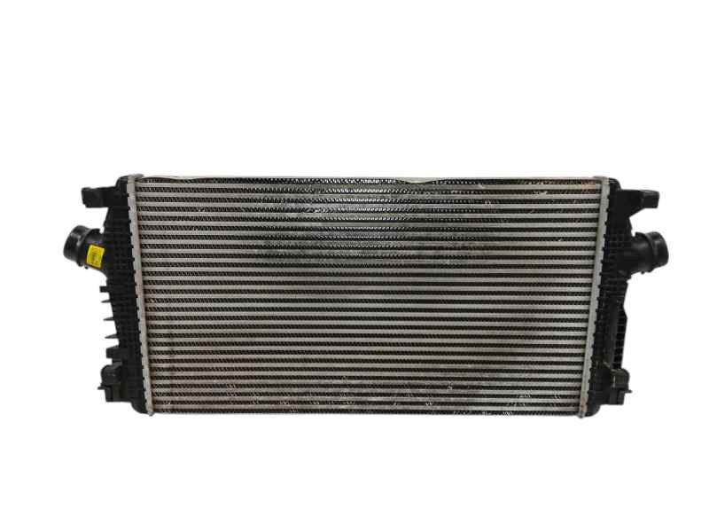 Recambio de intercooler para chevrolet cruze 2.0 diesel cat referencia OEM IAM 13267647  