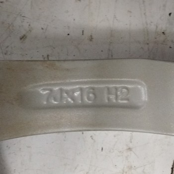 Recambio de llanta para bmw serie 3 touring (e91) 2.0 16v diesel referencia OEM IAM 6796202 7JX16H2 IS40 5H 5X120