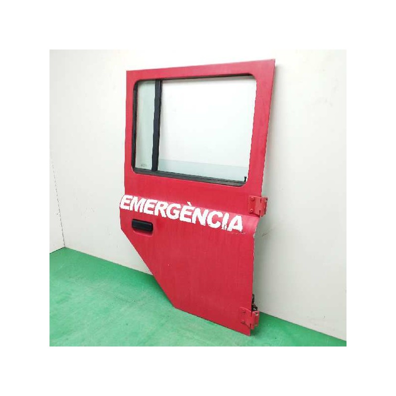 PUERTA TRASERA DERECHA OBSERVAR FOTOS