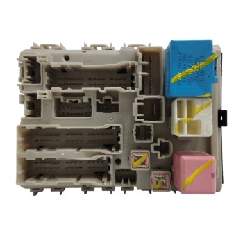 CAJA RELES / FUSIBLES 827300F290 350914B18 