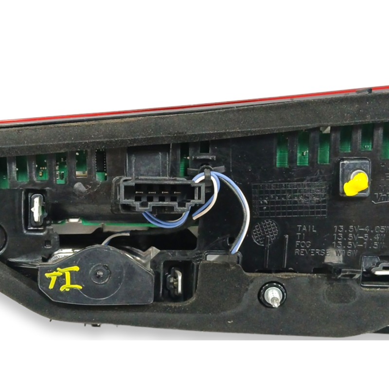 PILOTO TRASERO IZQUIERDO INTERIOR