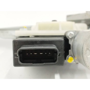 Recambio de elevalunas delantero izquierdo para hyundai kona 1.0 tgdi cat referencia OEM IAM 82450J9010  