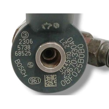 Recambio de inyector para toyota corolla (e12) 1.4 turbodiesel cat referencia OEM IAM 0445110227 2367033040 