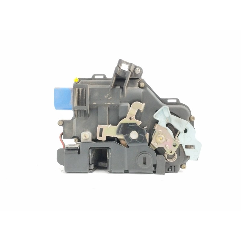 CERRADURA PUERTA TRASERA DERECHA 991610101