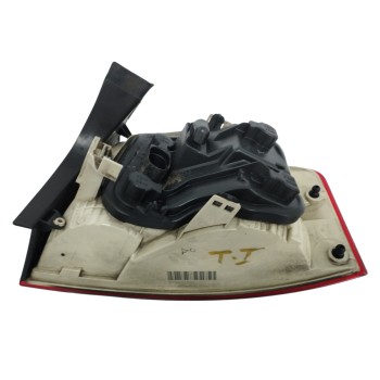 Recambio de piloto trasero izquierdo para audi a4 berlina (8e) 2.0 tdi referencia OEM IAM 8E5945095  