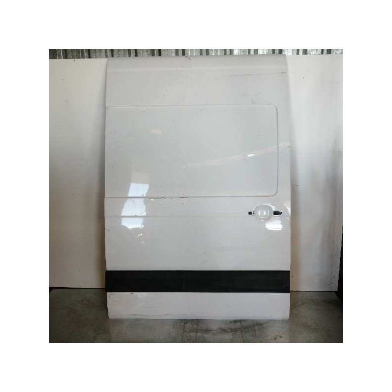 Recambio de puerta lateral corredera derecha para hyundai h350 kasten 2.5 crdi cat referencia OEM IAM 7520059010  