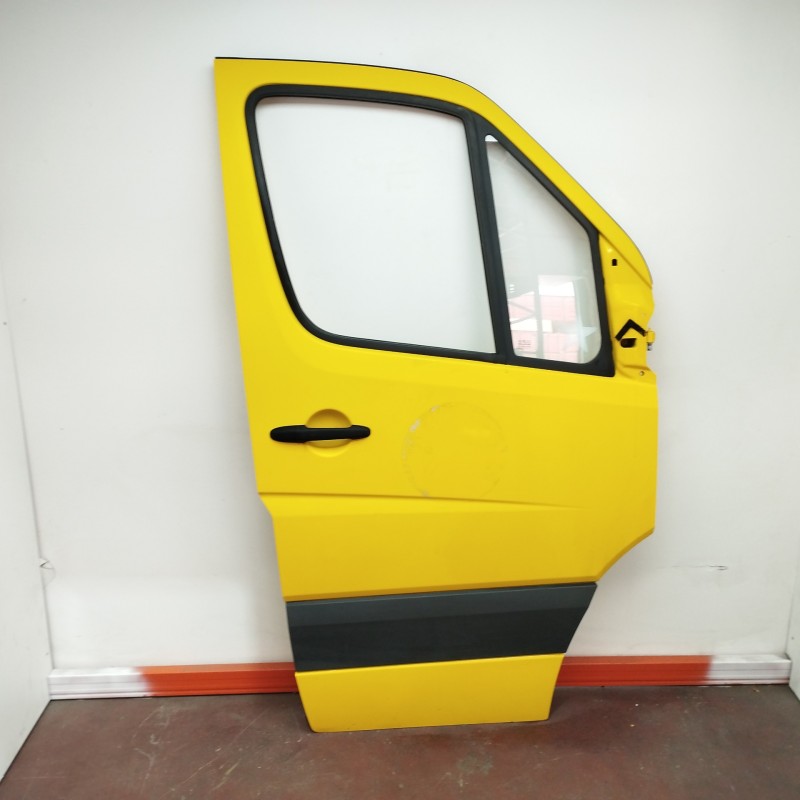 Recambio de puerta delantera derecha para mercedes-benz sprinterii caja cerrada (desde 01.06) 2.1 cdi cat referencia OEM IAM   