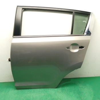 PUERTA TRASERA IZQUIERDA 770033W000