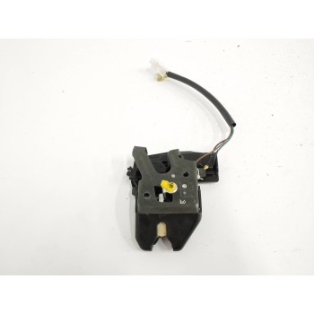 CERRADURA MALETERO / PORTON 