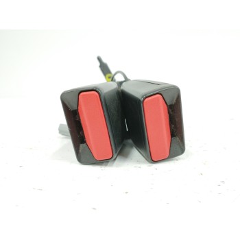 ENGANCHE CINTURON DERECHO 878167711R TRASERO 