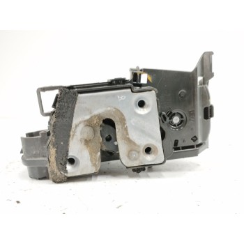 Recambio de cerradura puerta trasera derecha para renault clio iv 0.9 referencia OEM IAM 825002104R  