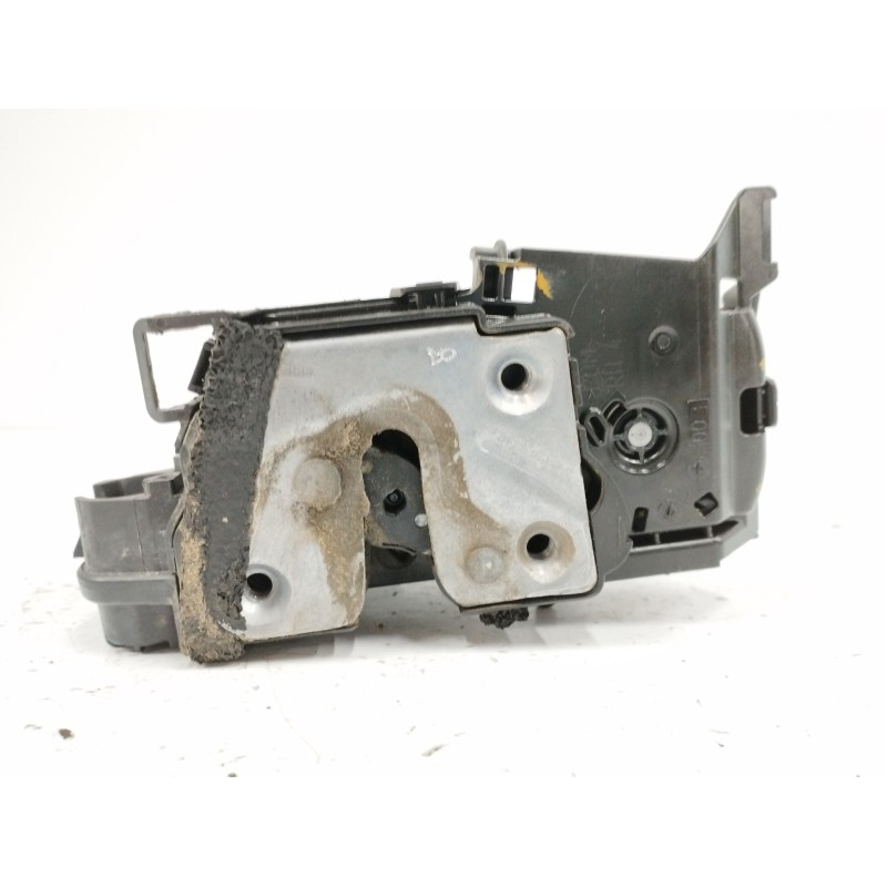 Recambio de cerradura puerta trasera derecha para renault clio iv 0.9 referencia OEM IAM 825002104R  