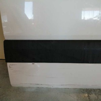 Recambio de puerta lateral corredera derecha para hyundai h350 kasten 2.5 crdi cat referencia OEM IAM 7520059010  