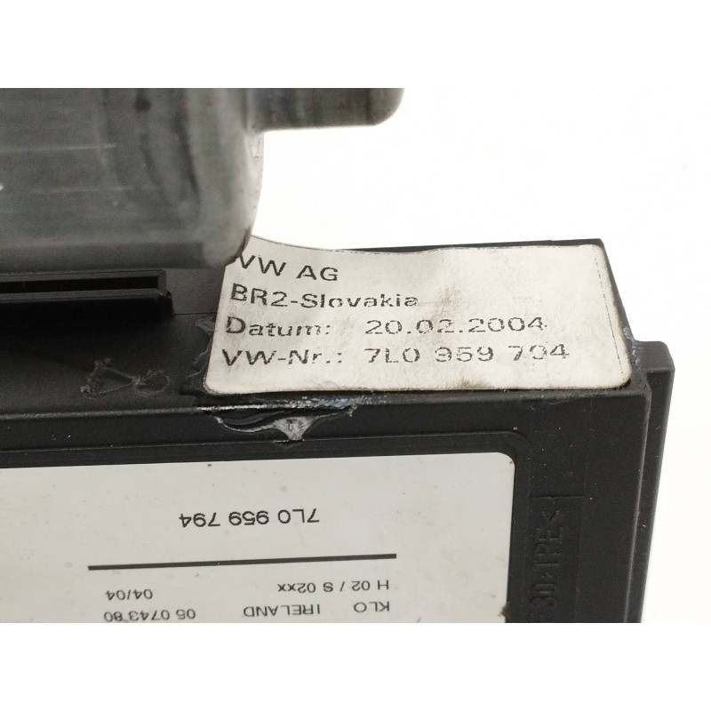 ELEVALUNAS TRASERO DERECHO