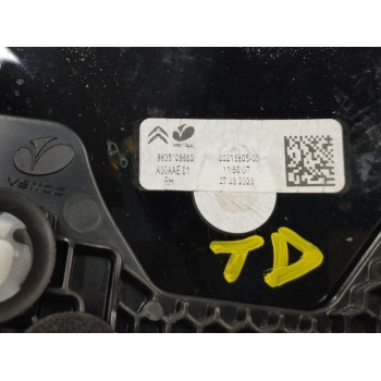 Recambio de piloto trasero derecho para citroën c4 iii (ba_, bb_, bc_) 1.2 puretech 130 (bahnsa, bahnsb) referencia OEM IAM 9835