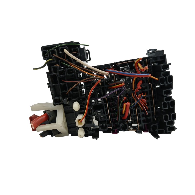 CAJA RELES / FUSIBLES