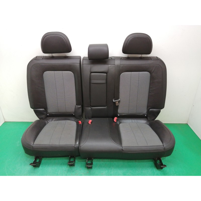 Recambio de asientos traseros para opel antara 2.2 cdti cat (a 22 dm / lnq) referencia OEM IAM   