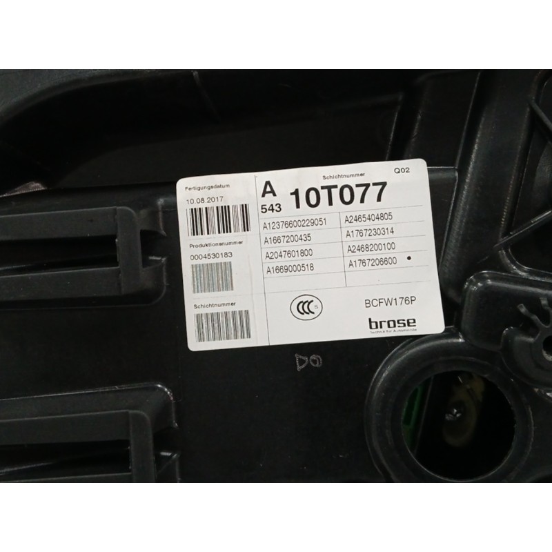 ELEVALUNAS DELANTERO DERECHO SIN MOTOR