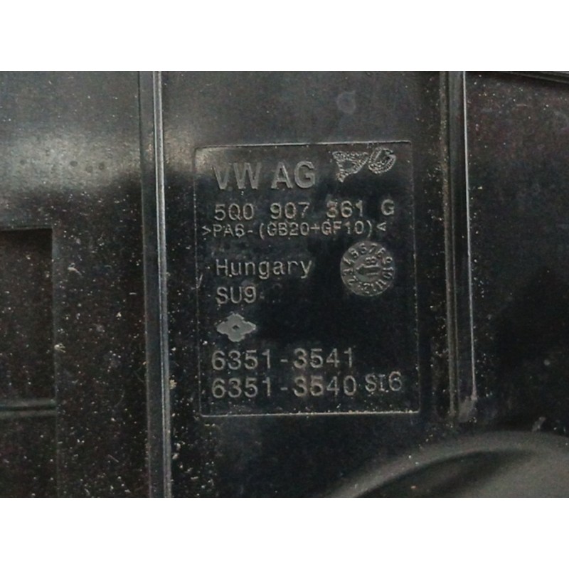 CAJA RELES / FUSIBLES