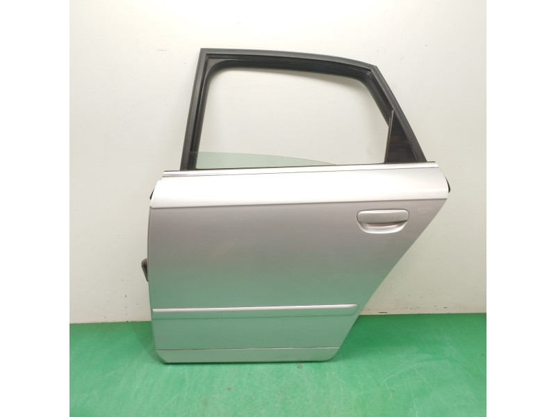 Recambio de puerta trasera izquierda para audi a4 berlina (8e) 2.0 tdi referencia OEM IAM   