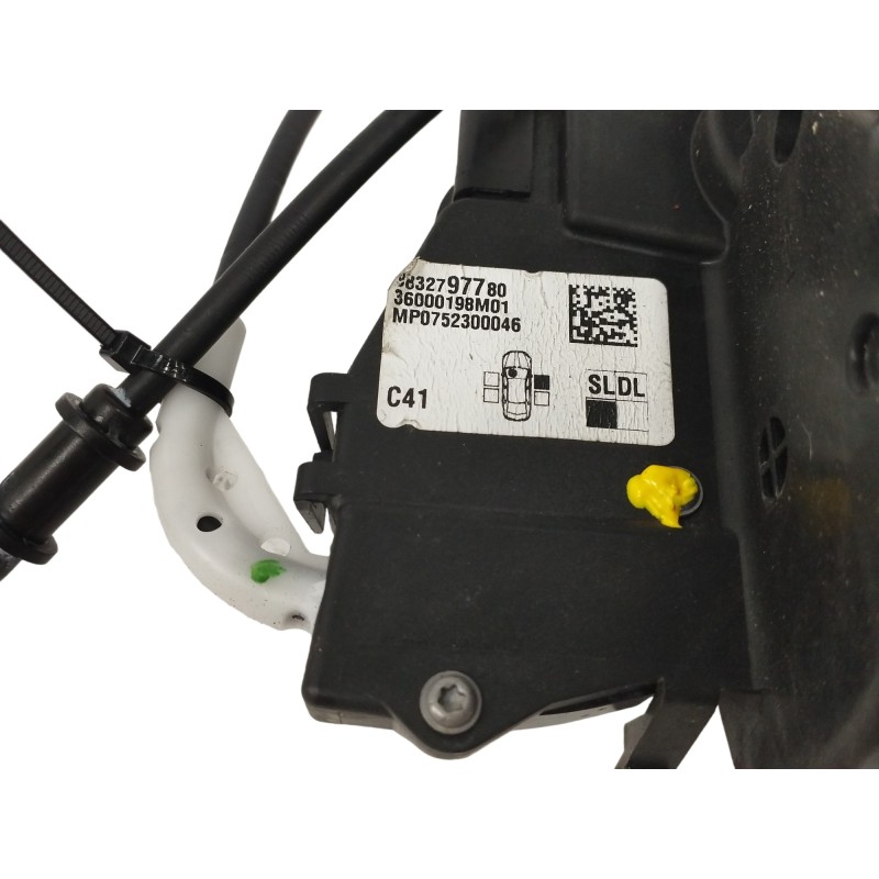 CERRADURA PUERTA DELANTERA DERECHA