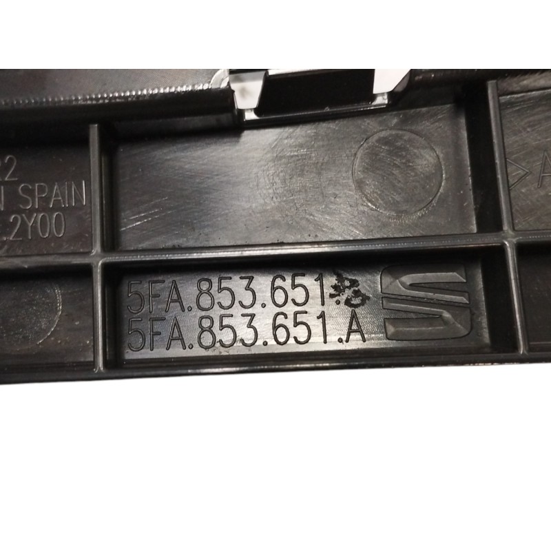 REJILLA DELANTERA OBSERVAR FOTO