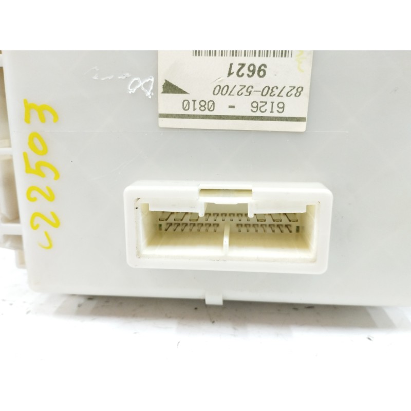CAJA RELES / FUSIBLES