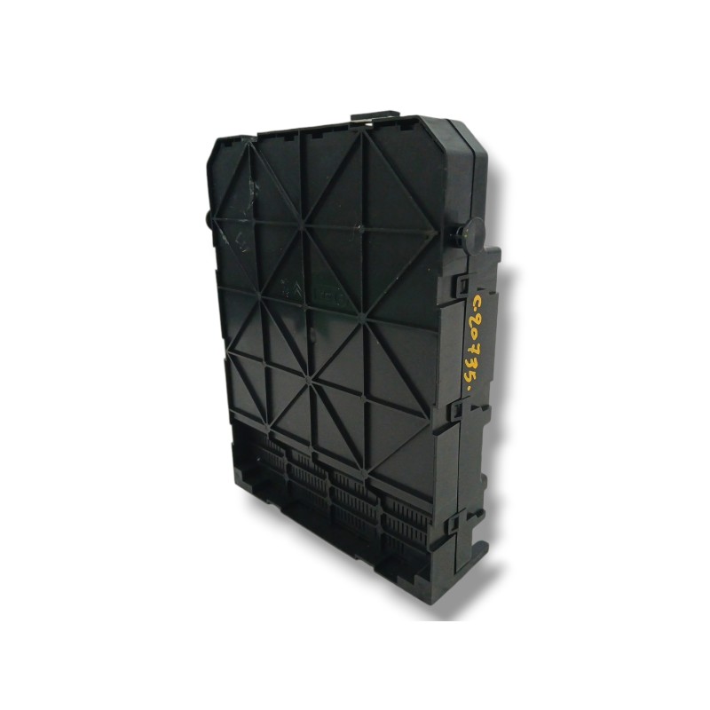 CAJA RELES / FUSIBLES